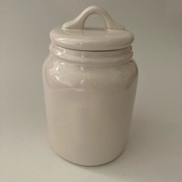 Rae Dunn Baby Sugar Canister - Picture 3 of 9